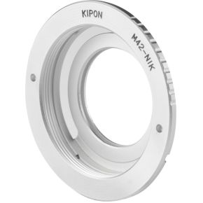 Image of Kipon adapter M42 objectief aan Nikon F camera