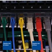 ACT-Blauwe-5-meter-LSZH-U-FTP-CAT6A-datacenter-slimline-patchkabel-snagless-met-RJ45-connectoren