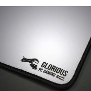 Glorious-Mousepad-Extended-Wit