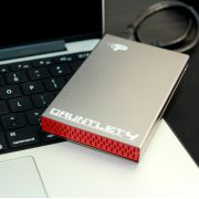 Patriot-Memory-Gauntlet-4-HDD-SSD-behuizing-2-5-Aluminium