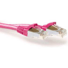 ACT Roze 7,00 meter SFTP CAT6A patchkabel snagless met RJ45 connectoren