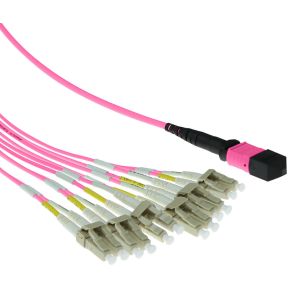 ACT 5 meter Multimode 50/125 OM4 fanout patchkabel 1 X MTP female - 6 X LC duplex 12 vezels