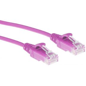 ACT Roze 1,5 meter LSZH U/UTP CAT6 datacenter slimline patchkabel snagless met RJ45 connectoren