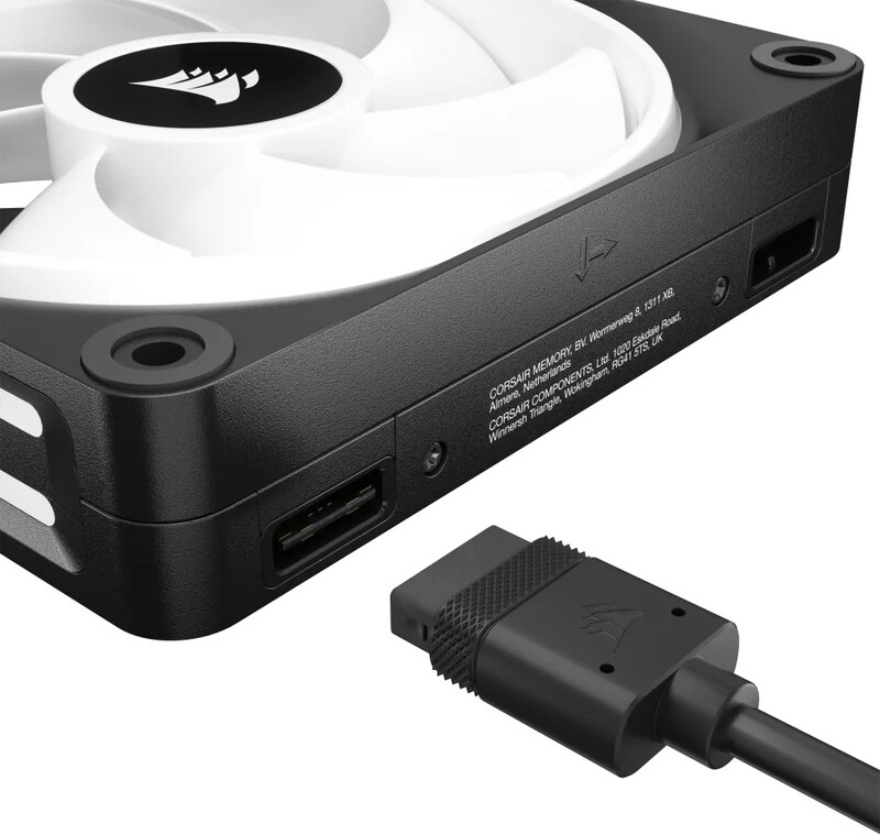 Megekko.nl - Corsair iCUE LINK QX120 RGB 120mm PWM Fans Starter Kit
