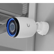 Ubiquiti-AI-Professional-Rond-IP-beveiligingscamera-Binnen-buiten-3840-x-2160-Pixels-Plafond-muur-