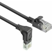 ACT Zwarte 0.5 meter U/UTP CAT6A LSZH slimline patchkabel met RJ45 connectoren. recht naar 90&deg; haak