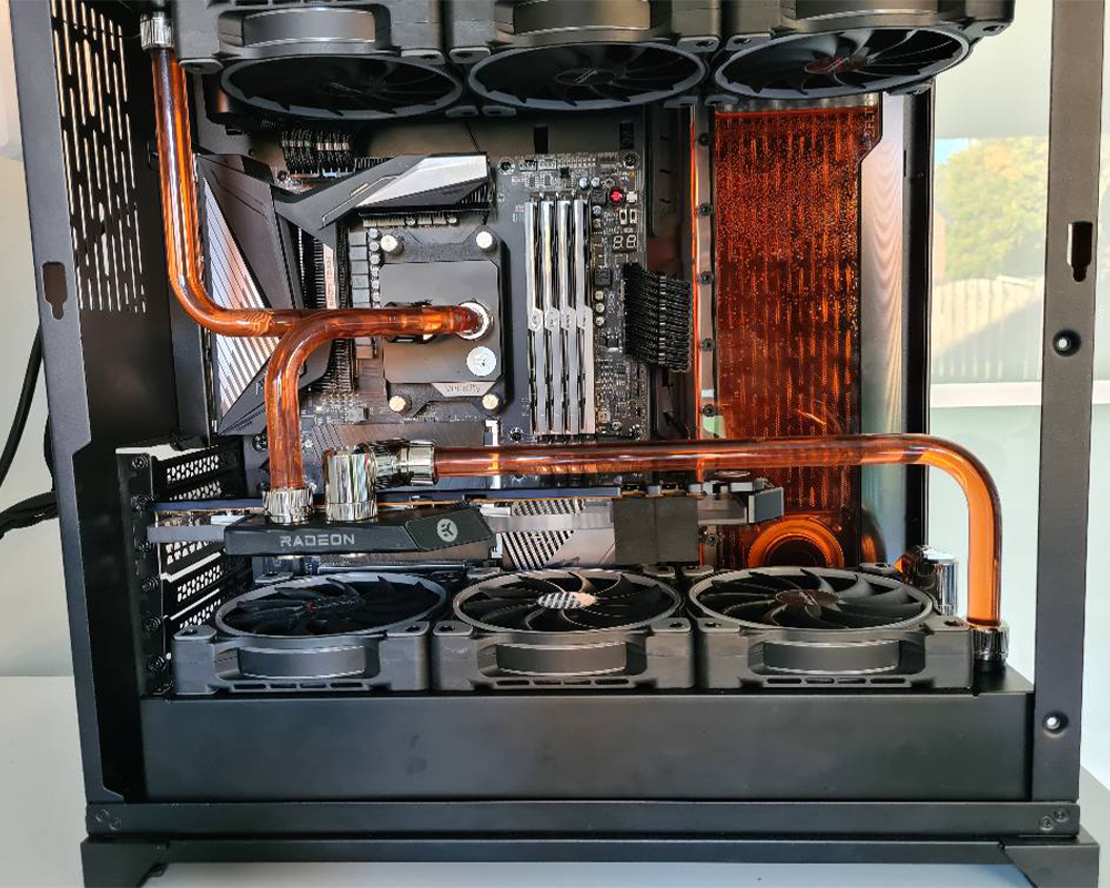 Megekko golden case badge winnaar oktober 2021