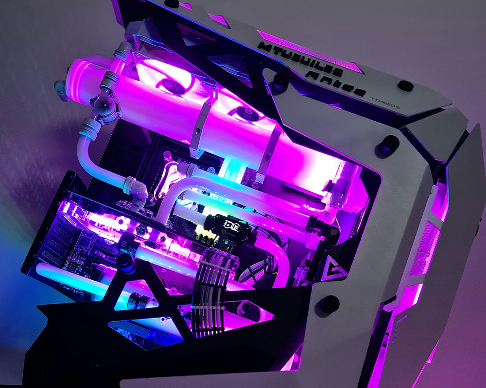 Megekko golden case badge winnaar november 2024